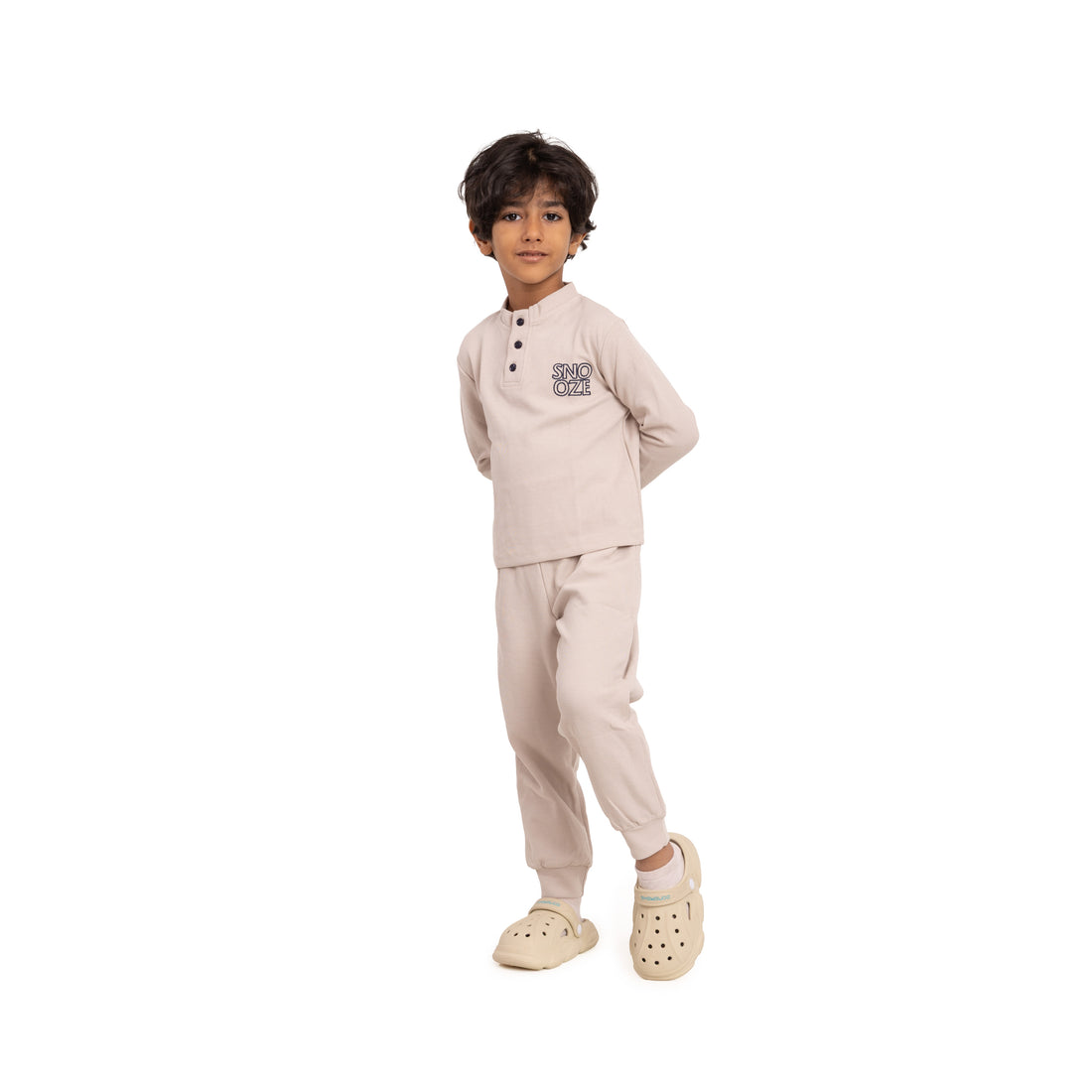Boys' pajamas in a stylish beige tone