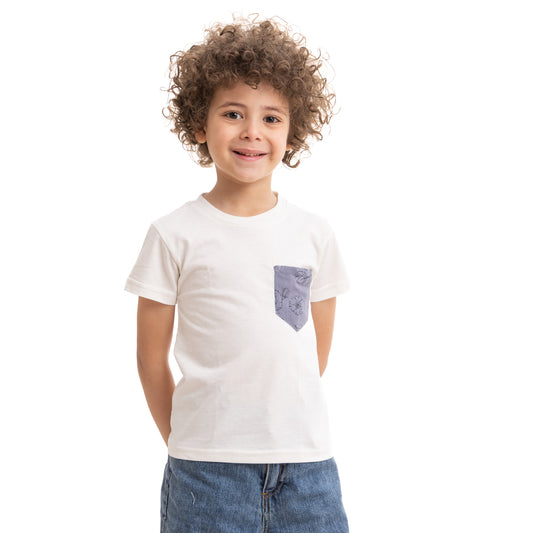 Boys' white t-shirt with a patterned pocket
