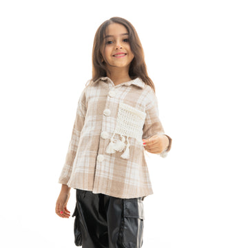 Beige shirt in off-white