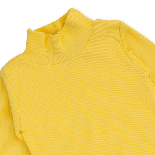 High-collar T-shirt