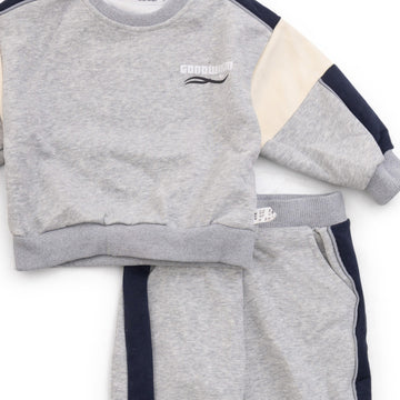 Boys' gray pajamas