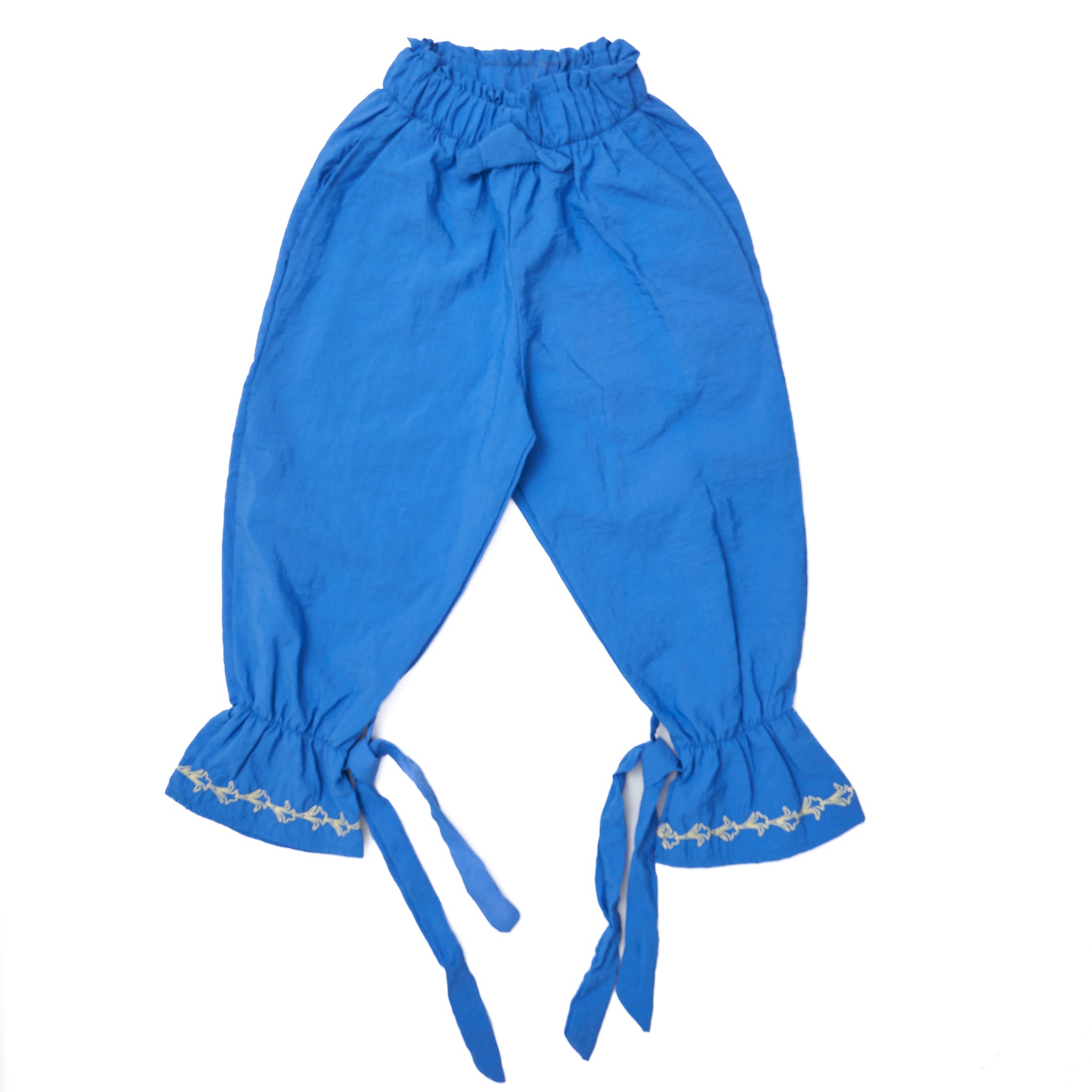 blue pants