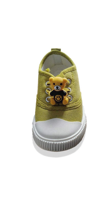 lemon yellow shoes with bear decoration